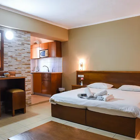 Sacallis Hotell 2*