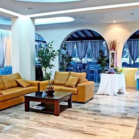 Hotell Sacallis 2*