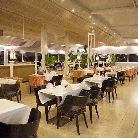 Hotel Sacallis 2*